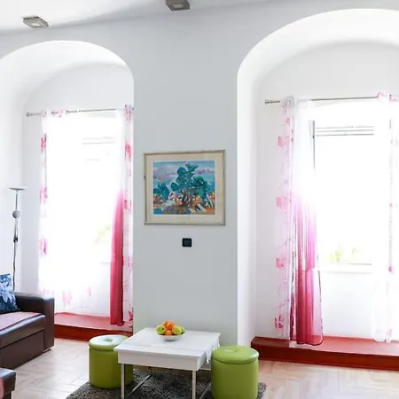 Appartement Tonka-riva *