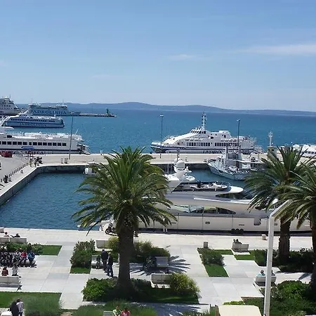 Tonka-riva Daire Split